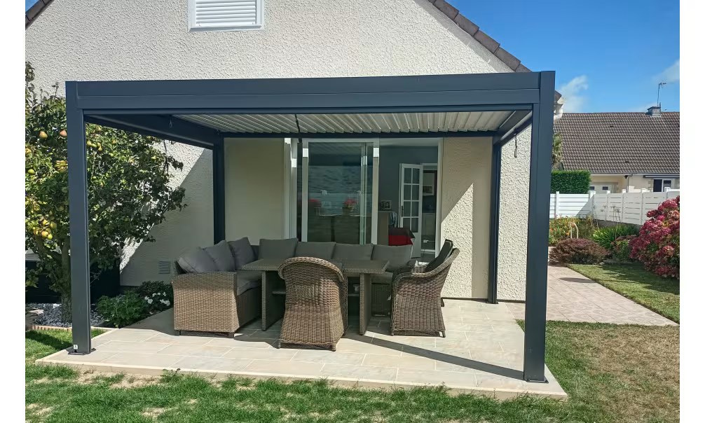 Manuelle bioklimatische Aluminium-Pergola Chenonceau 4x3m 34N anthrazit – Bild 5